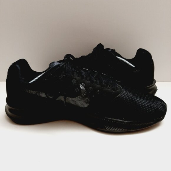 NIKE Downshifter 7 Athletic Running Shoes Black 852466-004 Women's Sz 11 - Picture 13 of 16